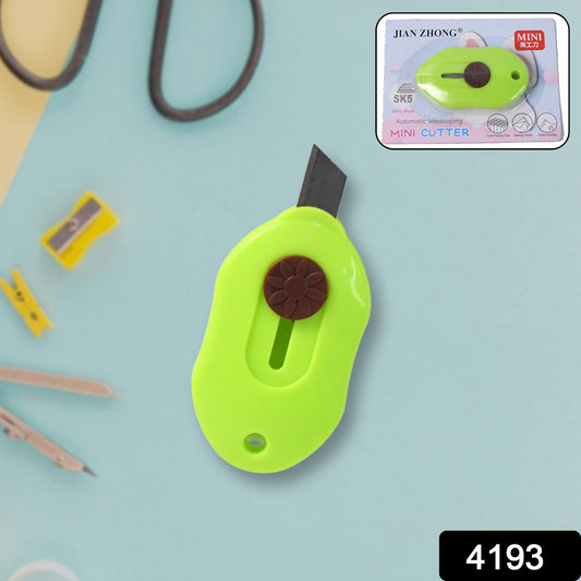 Close-up of Mini Cloud Cutter with sharp stainless steel blade extended