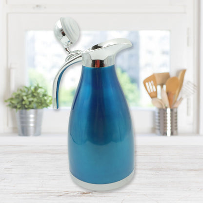 Ergonomic handle design on the Bottlart stainless steel kettle jug for comfortable grip.