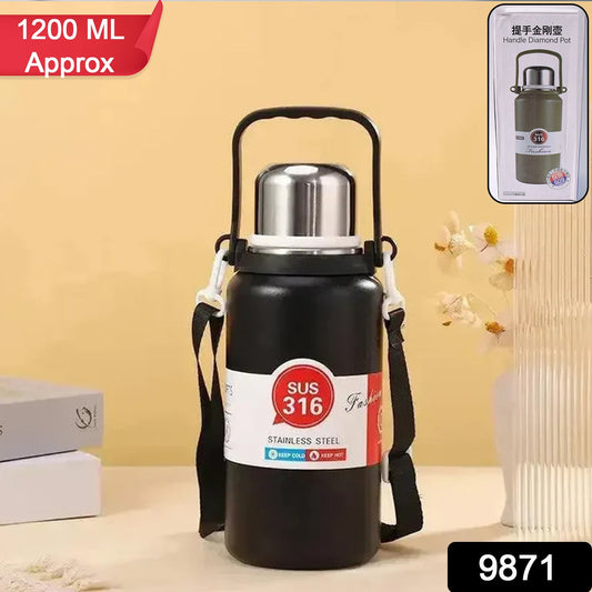 Ergonomic chug lid of insulated thermos with leak-proof design