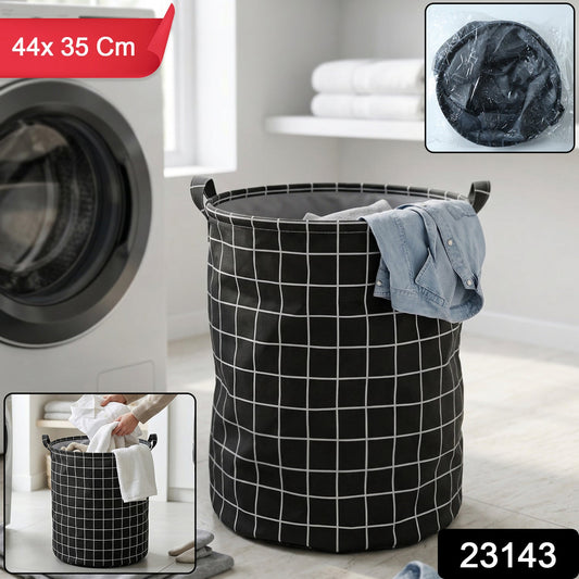 Spacious clothes storage basket with foldable design