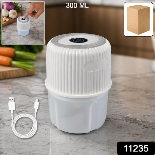 Portable mini garlic chopper with USB Type-C charging